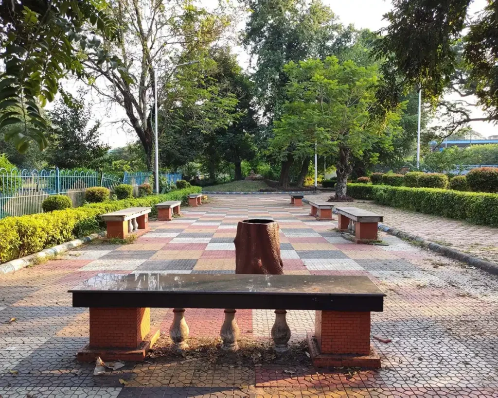 Rabindra Sarobar Park