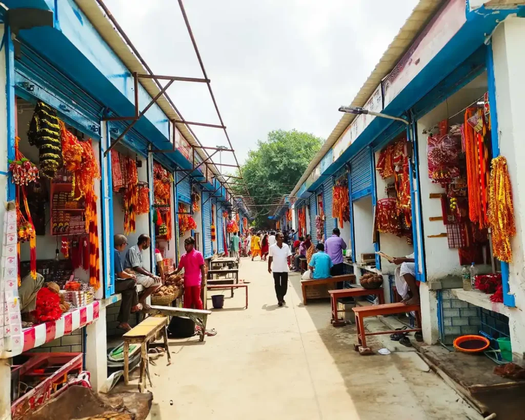 Shops in Kalighat Kolkata